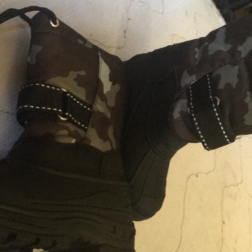 Toddler boy boots